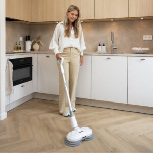 Testen van de go scrub vloerreiniger