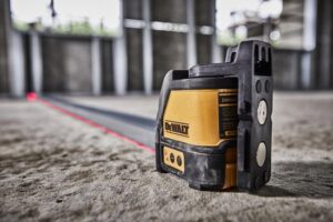 DeWALT DW088K Zelfnivellerende kruis-/lijnlaser in koffer